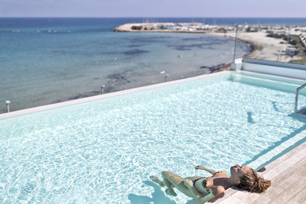 Posia Luxury Retreat And Spa 新福卡 外观 照片